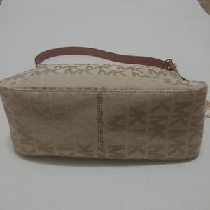 Michael Kors Shoulder Handbag